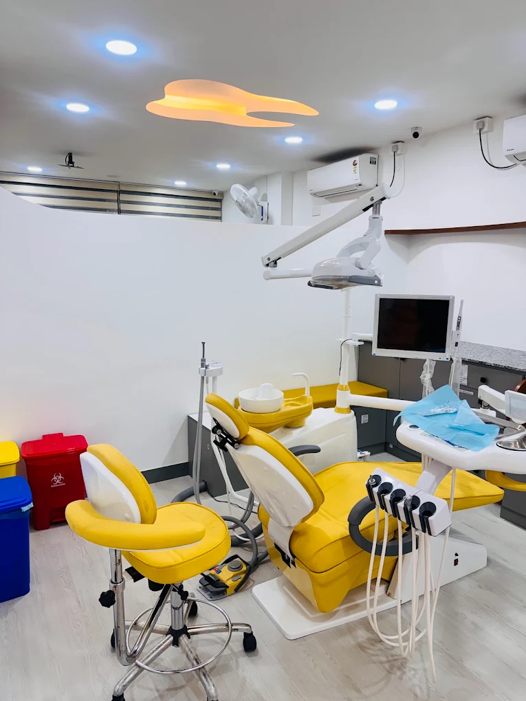 Orthodontics treatment chair for braces and aligners