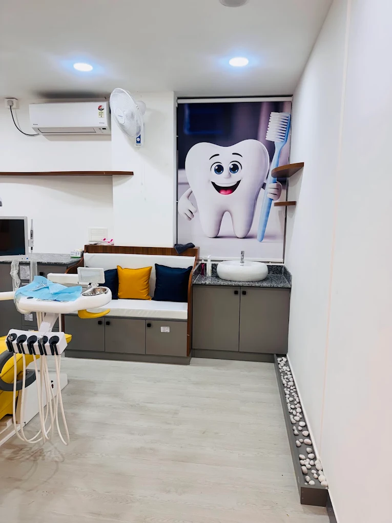 Dental implant consultation room